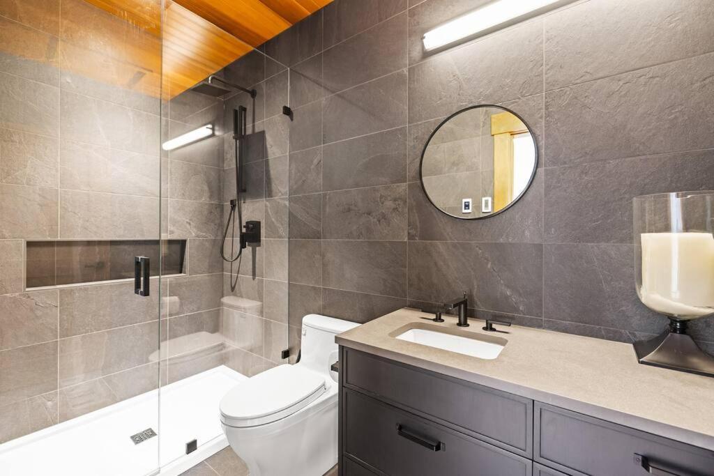 Kingfisher Manor Villa Sooke Eksteriør billede