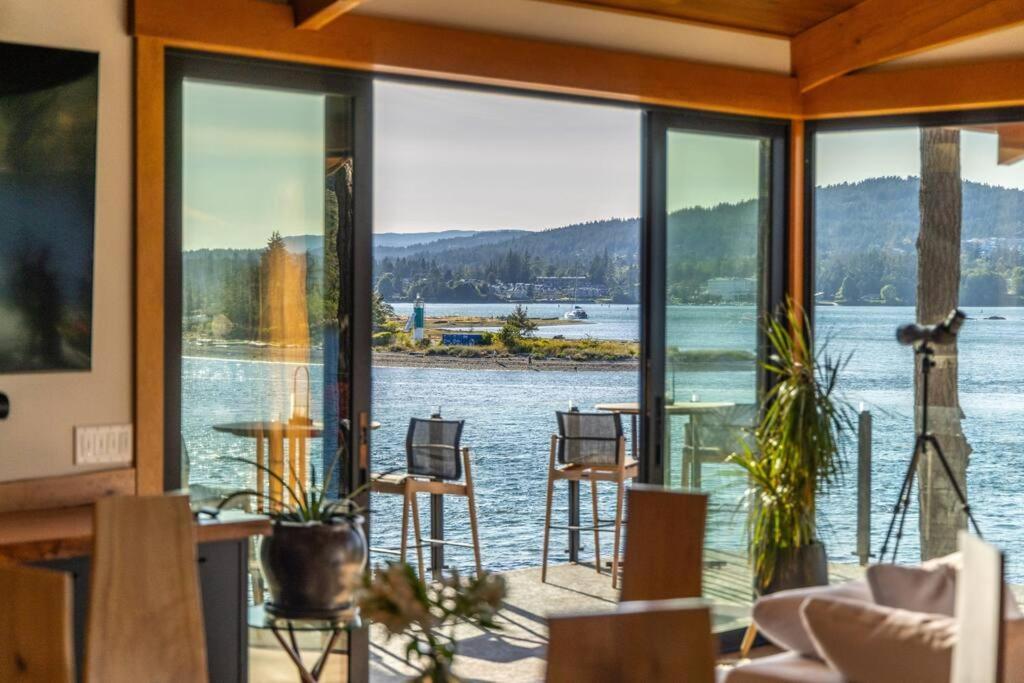 Kingfisher Manor Villa Sooke Eksteriør billede
