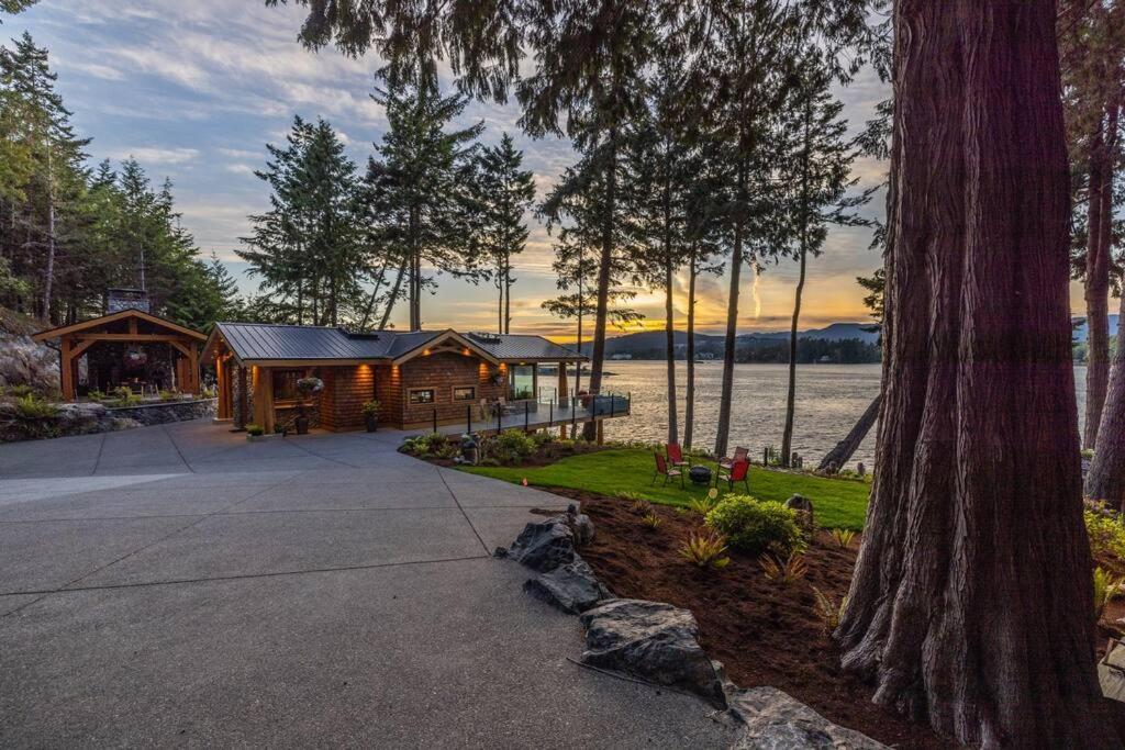 Kingfisher Manor Villa Sooke Eksteriør billede