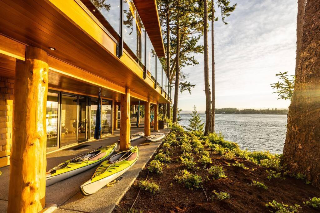 Kingfisher Manor Villa Sooke Eksteriør billede