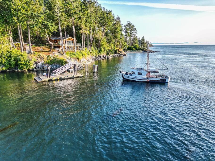 Kingfisher Manor Villa Sooke Eksteriør billede