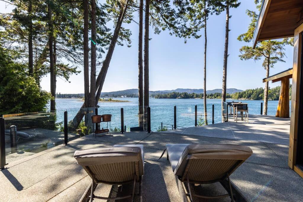 Kingfisher Manor Villa Sooke Eksteriør billede